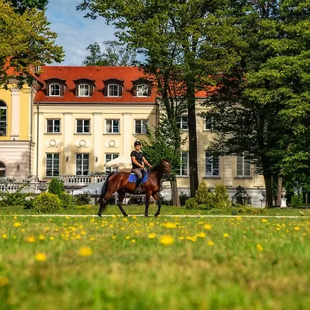 Pałac Alexandrinum Hotel Krubki