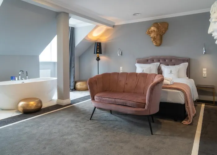 Pałac Alexandrinum 4*