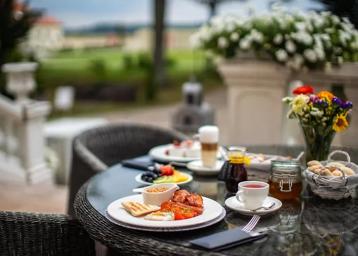 Palac Alexandrinum Hotel Krubki